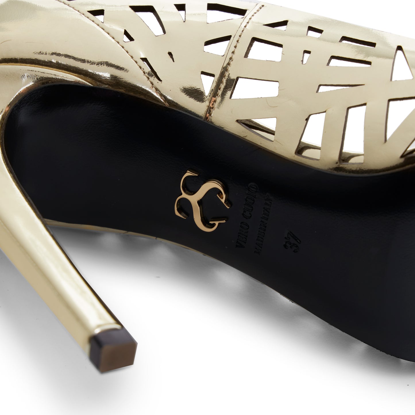 Aurora Pump - Gold with cutouts